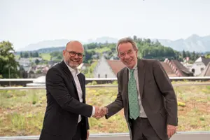 Handshake ACB-Präsidentschaft Mutschlechner und Kongresskultur-Geschäftsführer Stübe © Austrian Convention Bureau | bildgewaltig.at