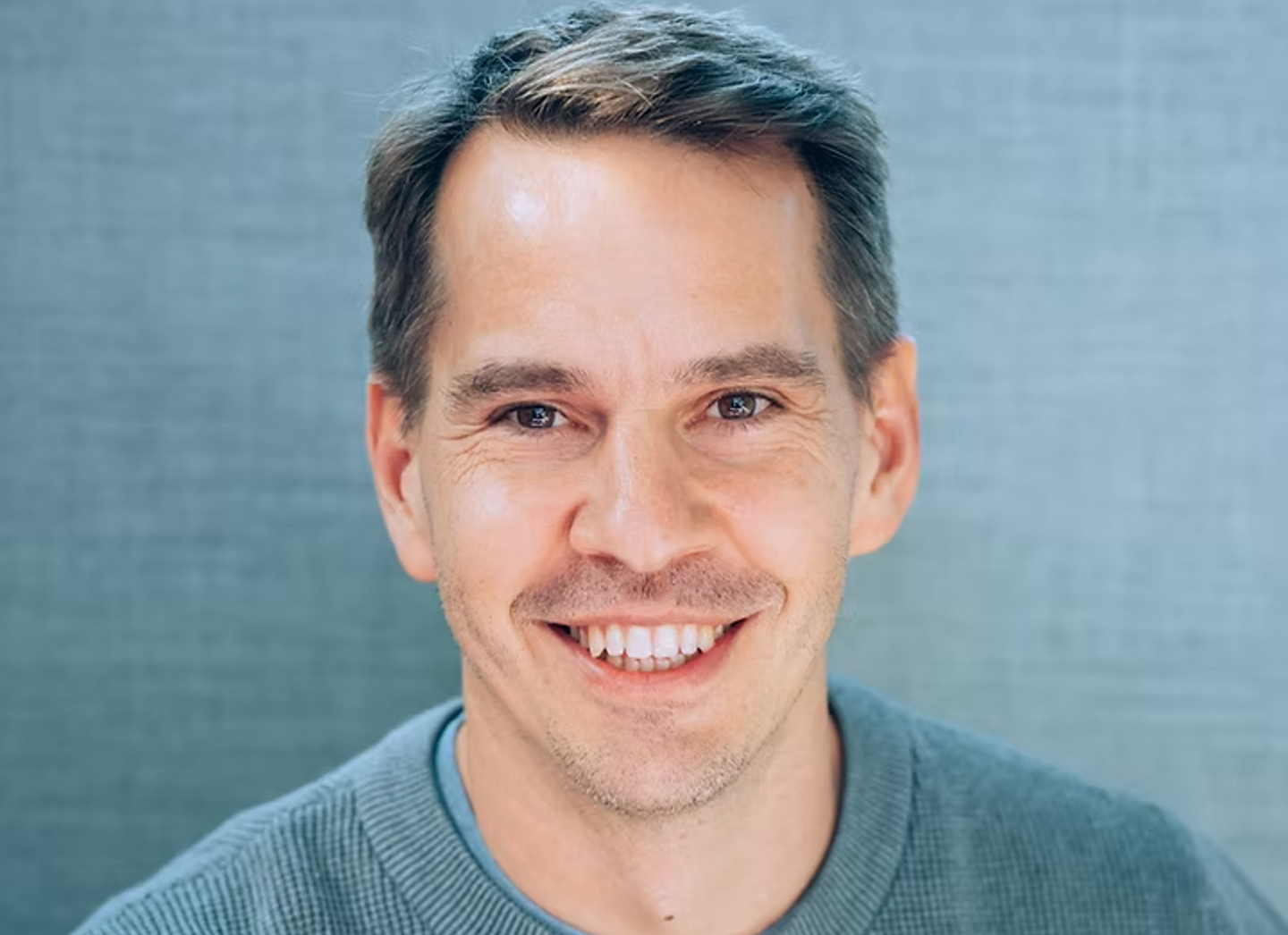 Sandwich or Fine Dining – Interview with Prof. Lukas Zenk